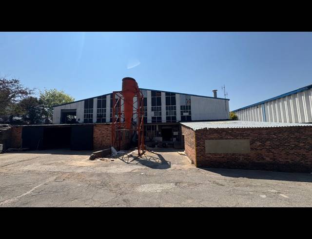 2,800M² WAREHOUSE TO LET IN KEW